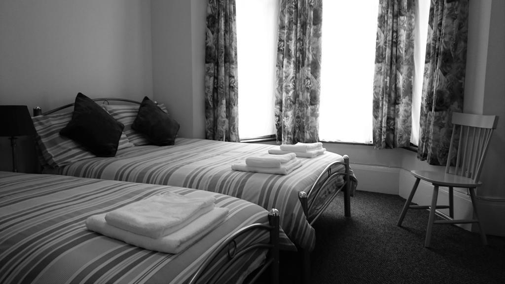 Hotel The Northbrook Ilford Exterior foto